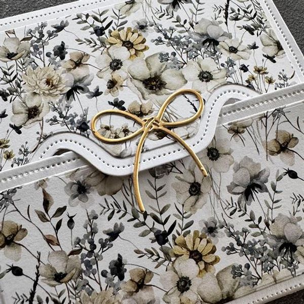 Square Card with Closure Dies